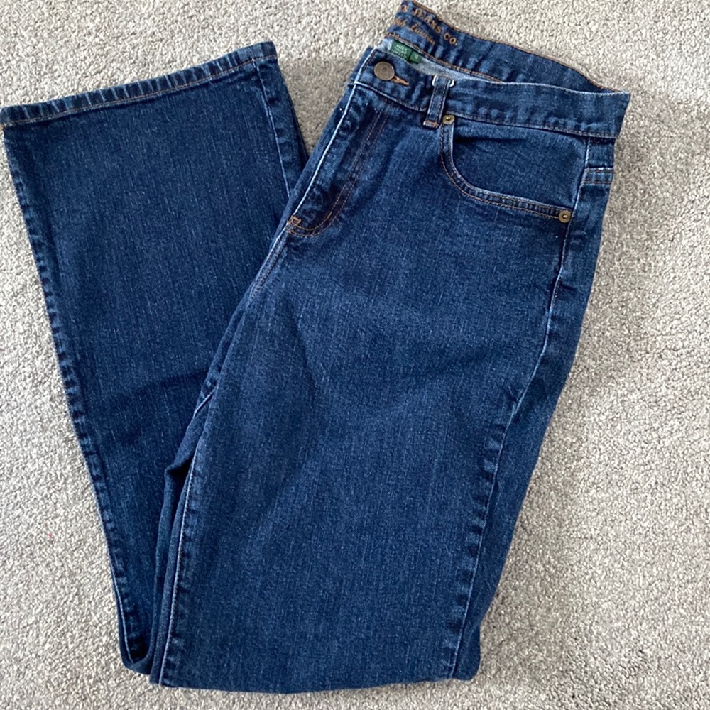 Ralph Lauren ladies jeans size 10. Flare